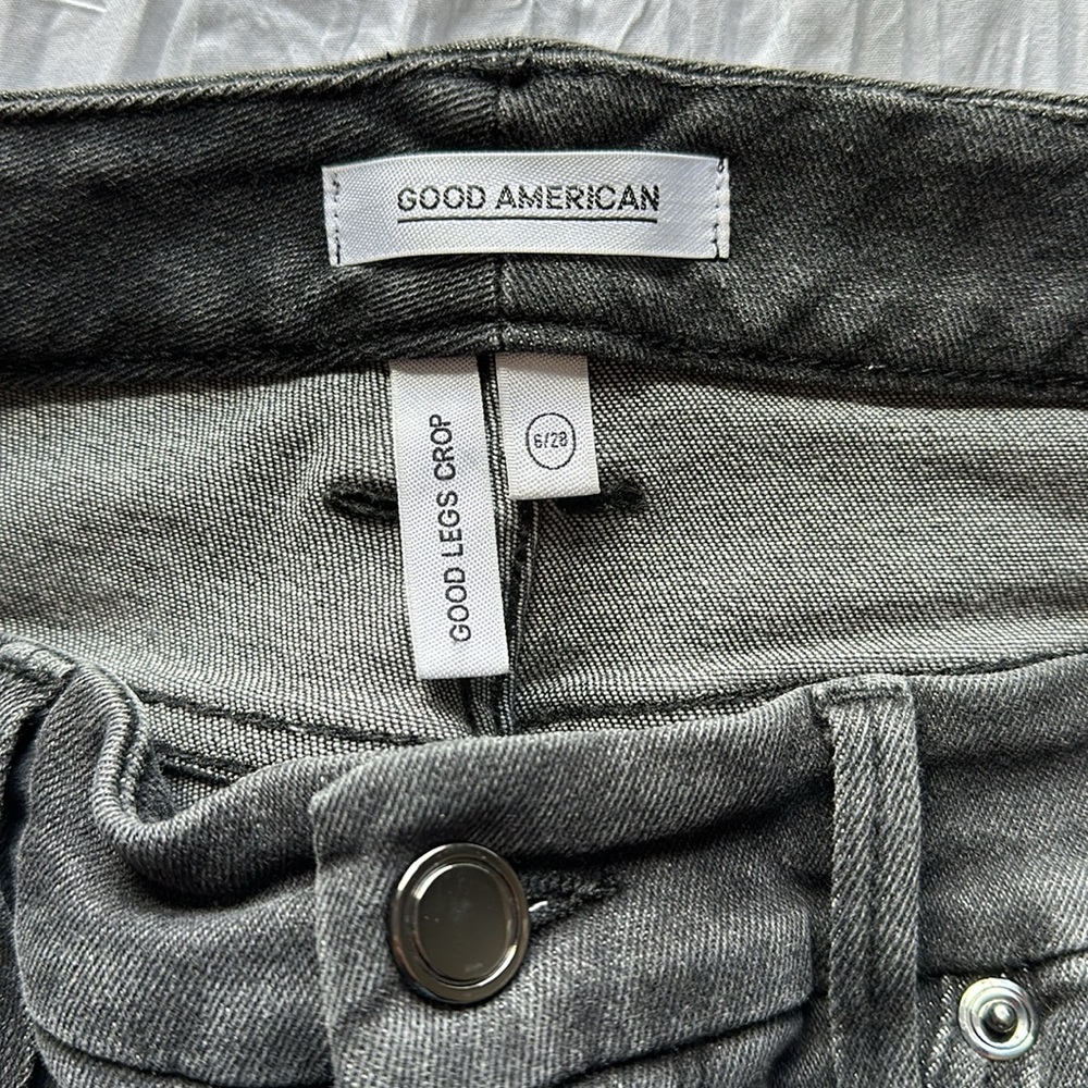 Good American Distressed faded black Jeans - Picture 3 of 3